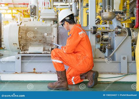 Hiring Electrical Data Engineer Mechanical Project Offshore