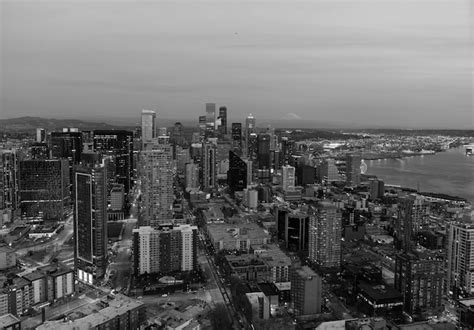 Premium Photo Seattle Washington Dc Usa April 03 2021 Seattle Skyline Premium Photo Seattle Washington Dc Usa April 03 2021 Seattle Skyline
