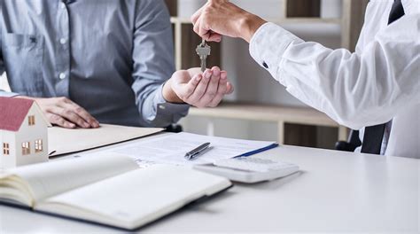 Real Estate Consultant Jobs Available