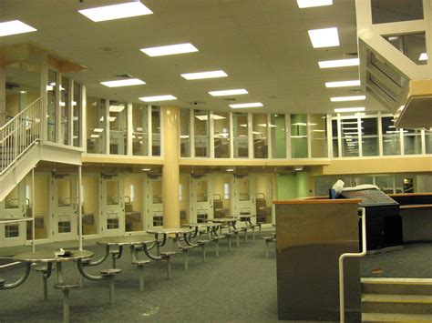 Sf County Jails To House Transgender Inmates By Preferred Gender
